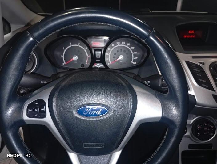 FORD FIESTA DEL 2012 BENZINA GPL FINO AL 2032