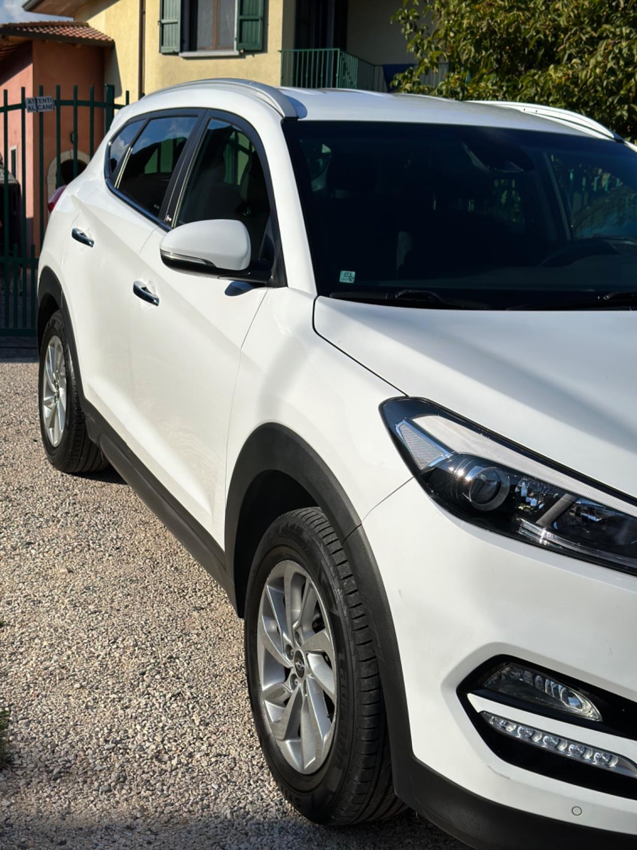 Hyundai TUCSON 1.7 CRDi XPOSSIBILE UNICOPR
