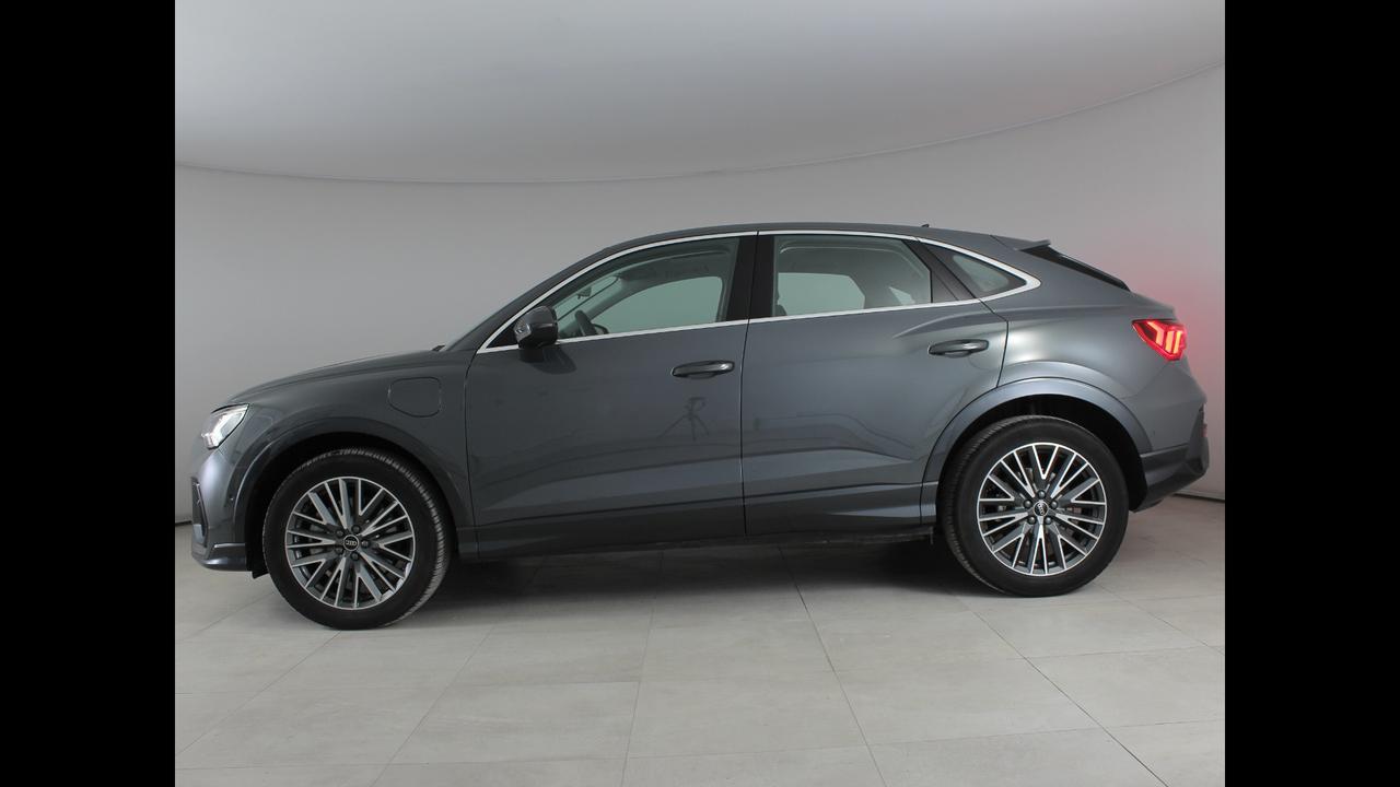 Audi Q3 SPORTBACK 45 TFSI E S TRONIC