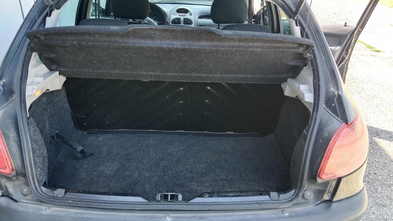 Peugeot 206 1.4 benzina - 5porte -euro 4