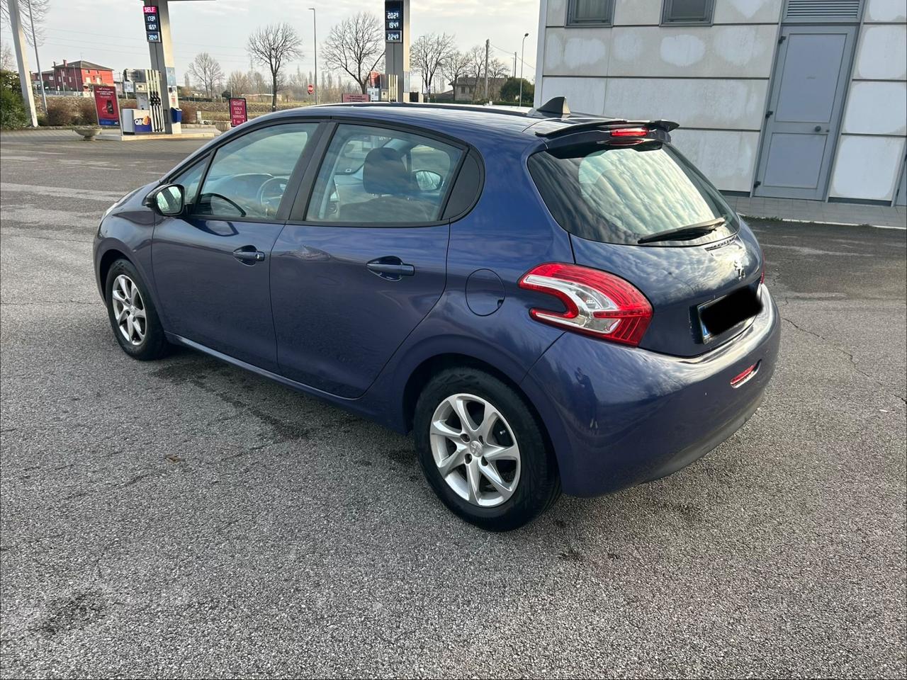 Peugeot 208 1.2 VTi 82 CV 114.000km