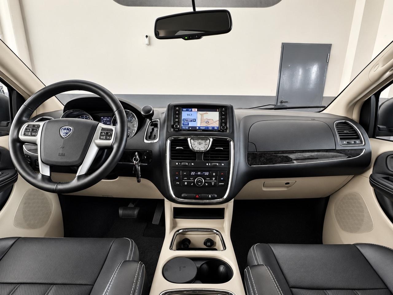 Lancia Voyager 2.8 Turbodiesel Platinum 163 CV