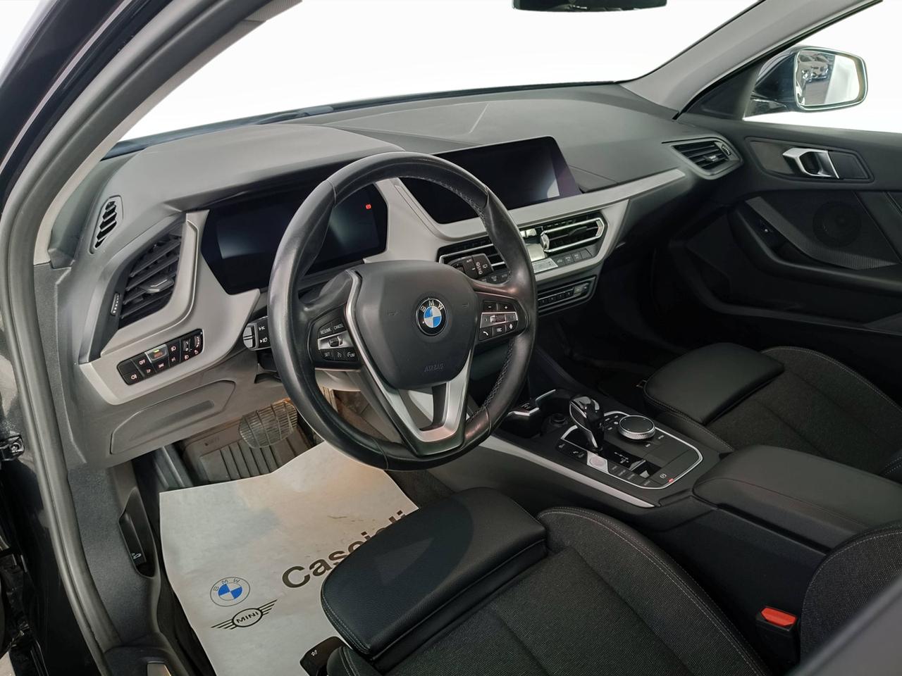 BMW Serie 1 F40 - 118i Business Advantage 140cv auto