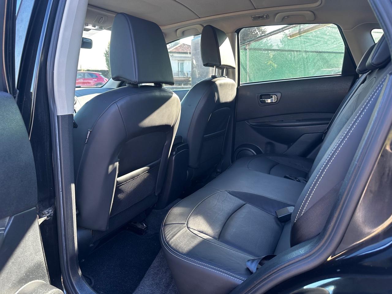 Nissan Qashqai 2.0 dCi DPF 4WD Tekna