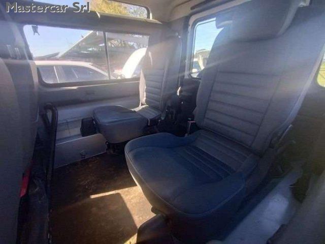 LAND ROVER Defender 90 2.4 td S 122cv - 4 POSTI - A/C clima - ZA461YC