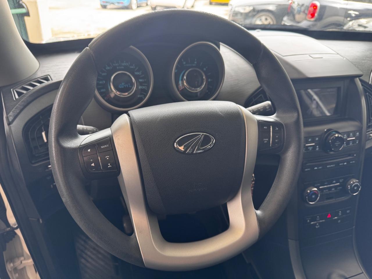 Mahindra XUV500 2.2 16V AWD W6 7 POSTI 4X4 DIESEL