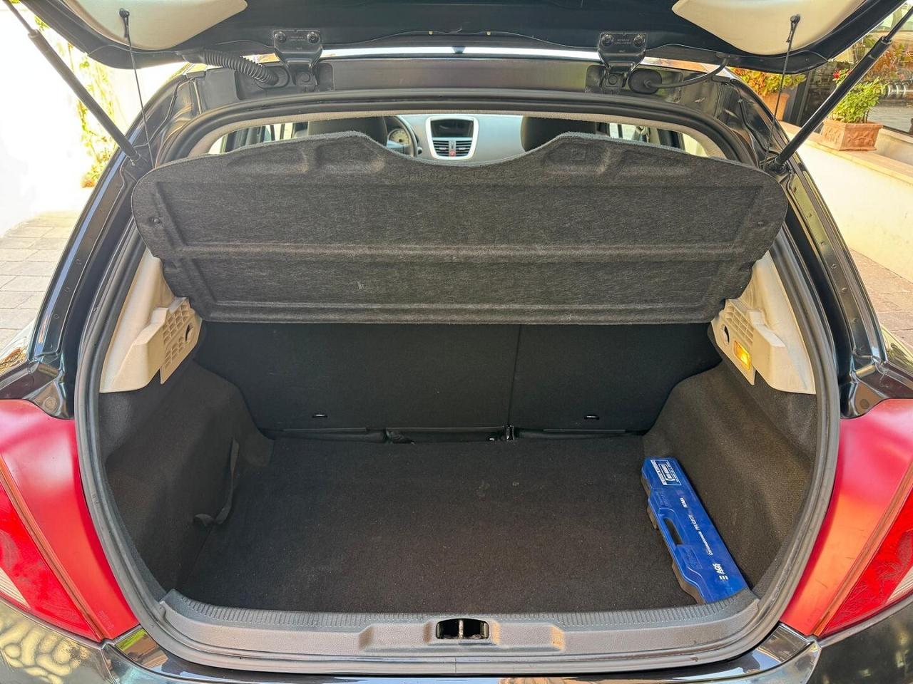 PEUGEOT 207 1.4 HDi 70cv 5 porte Energie Sport