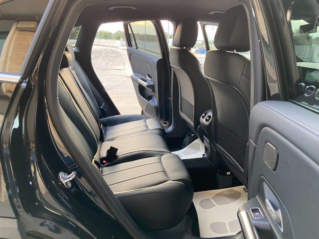 MERCEDES-BENZ GLA 200 d Automatic Sport Plus-LUCI AMBIENTE MULTICOLORE
