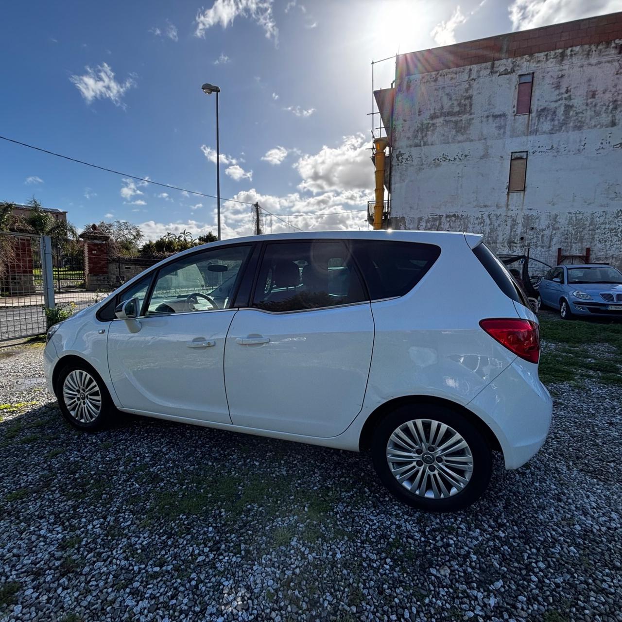 Opel Meriva 1.3 CDTI 95CV ecoFLEX Cosmo