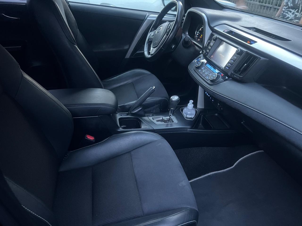 Toyota RAV 4 RAV4 2.5 Hybrid 4WD Lounge