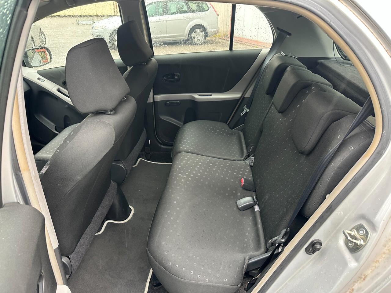Toyota Yaris 1.0 5 porte 2008 ok neop.