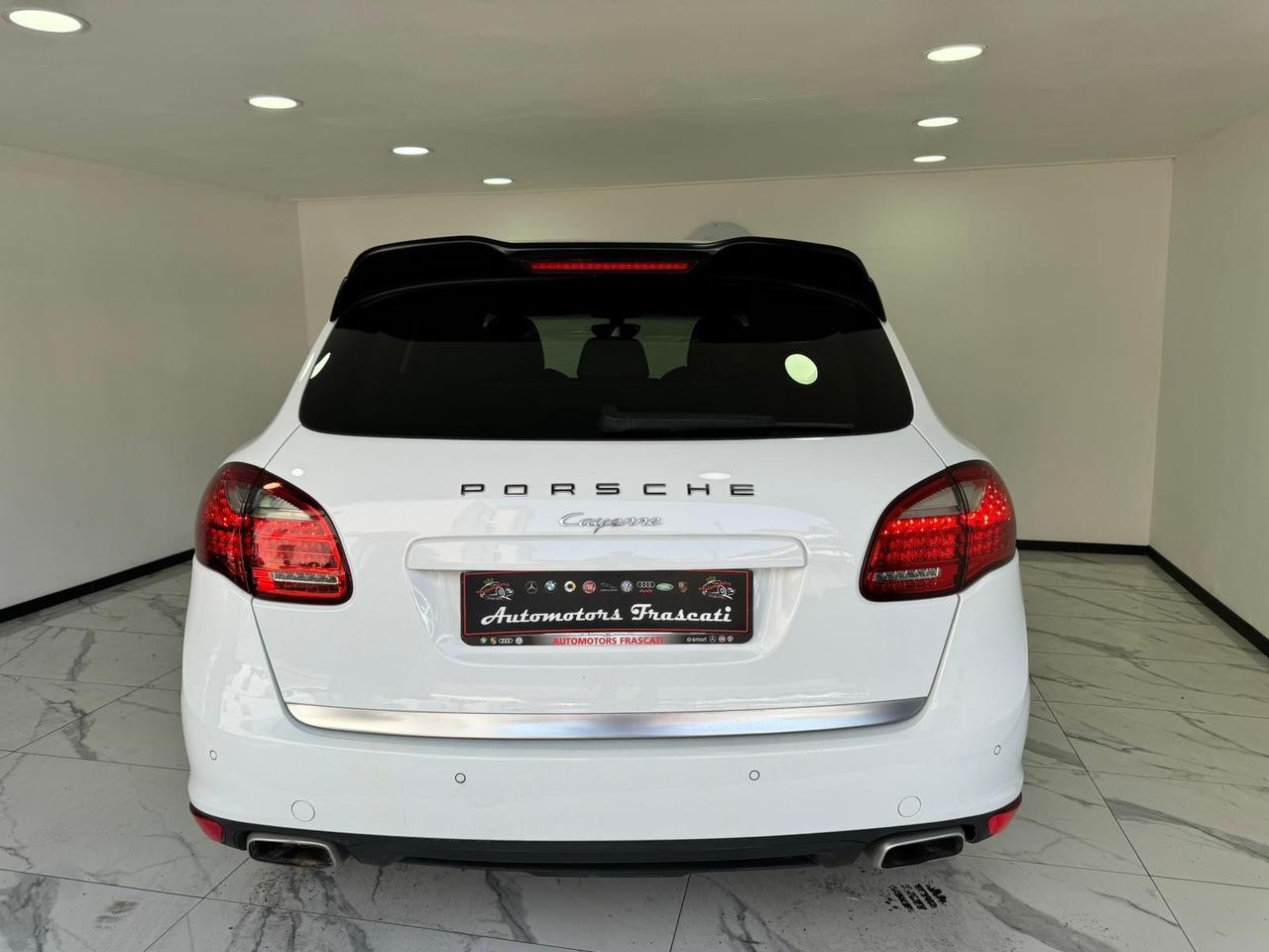 Porsche Cayenne 3.0 Diesel-TIPTRONIC-GARANTITO-2012