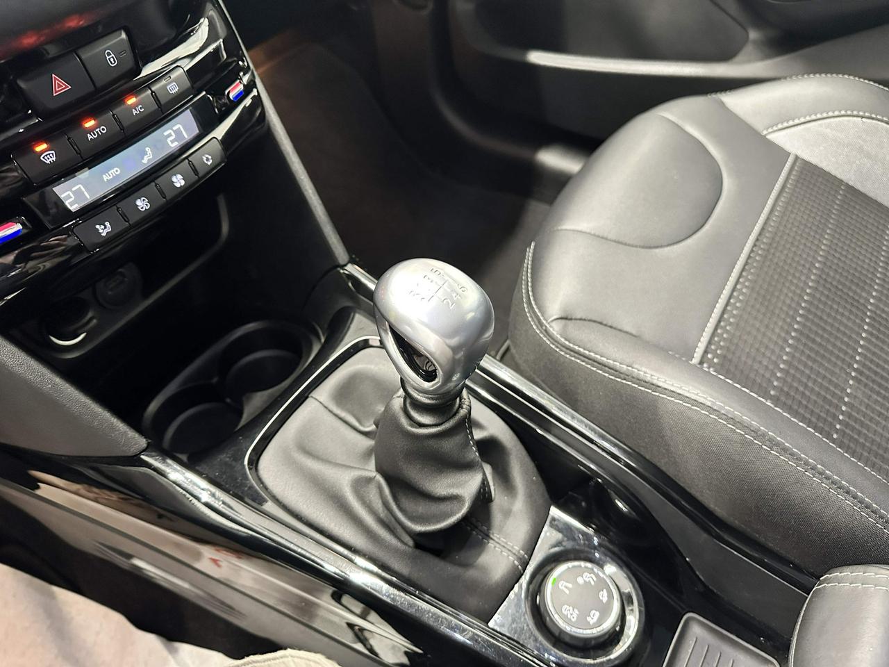 Peugeot 2008 1.5 bluehdi Allure s&s 100cv 5marce