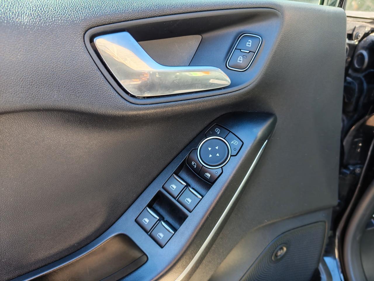 Ford Fiesta 1.0 Ecoboost 100 CV 5 porte Titanium