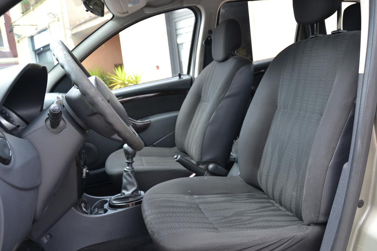 Dacia Duster 1.5 dCi 110CV 4x4 **GANCIO TRAINO**UNIPRO'**