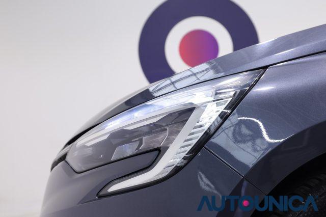 RENAULT Clio TCE 90 CV 5 PORTE BUSINESS FARI LED
