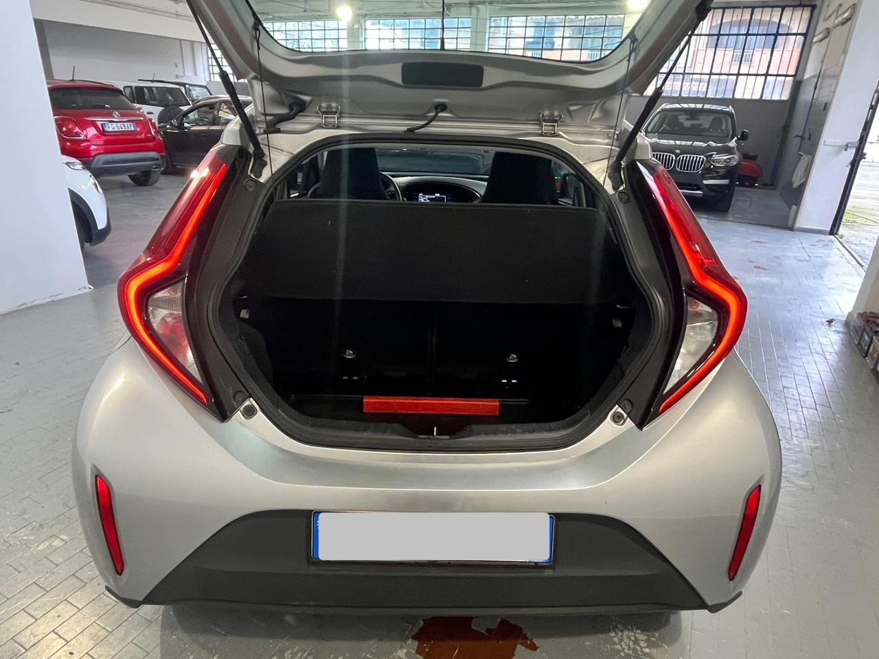 Toyota Aygo X 1.0 VVT-i 72 CV 5 porte Lounge Air S-CVT