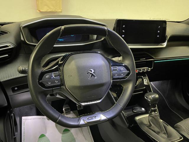 PEUGEOT 2008 PureTech 130 S&S GT
