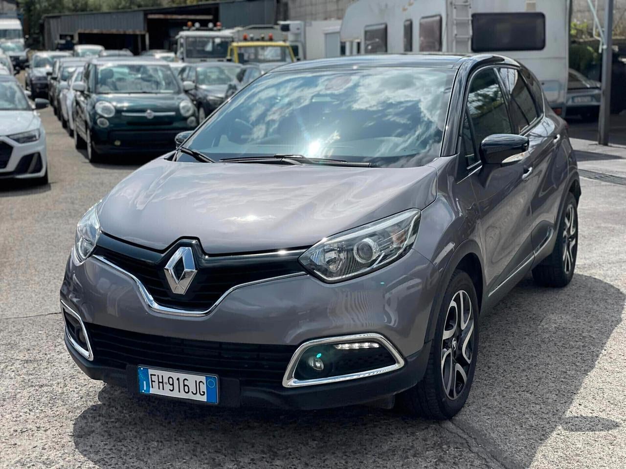 Renault Captur DA VETRINA APPENA TAGLIANDATA