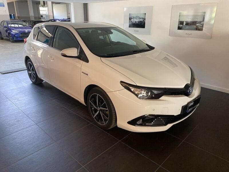 Toyota Auris 1.8 Hybrid Lounge