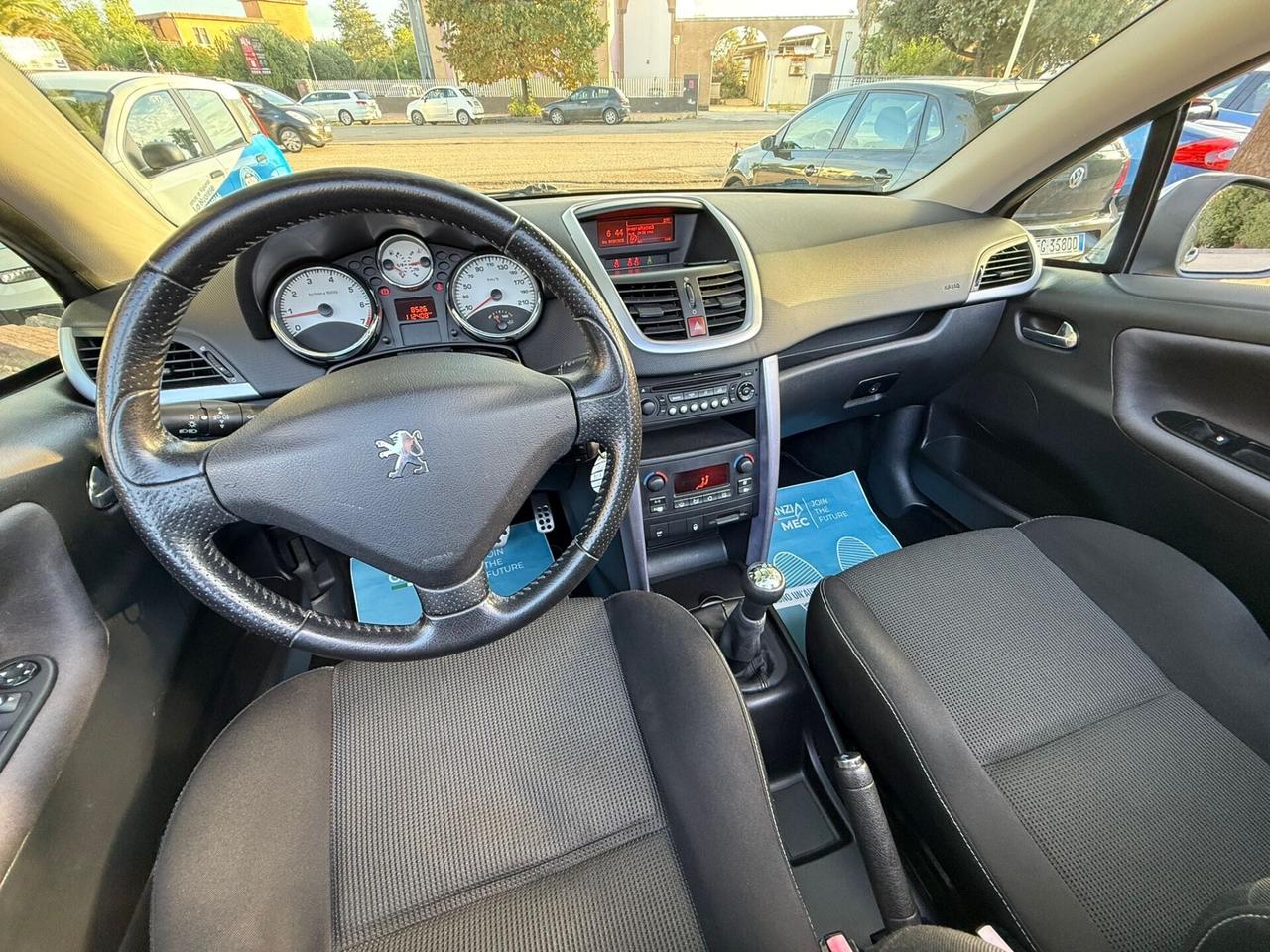 Peugeot 207 1.6 CABRIO NEOPATENTATI