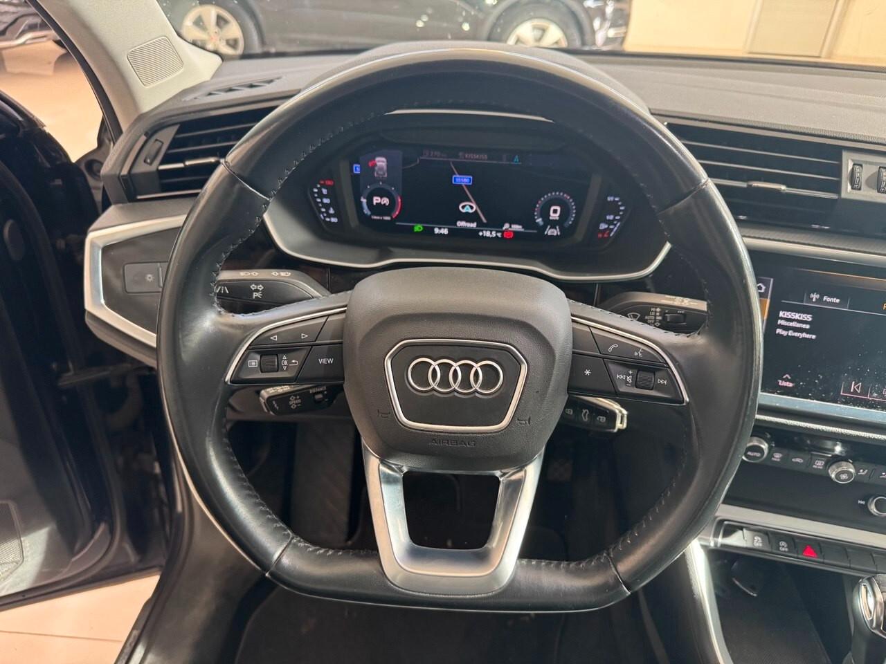 Audi Q3 35 TDI quattro Business Advanced