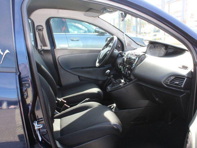 LANCIA Ypsilon 1.2 69 CV 5 porte Silver