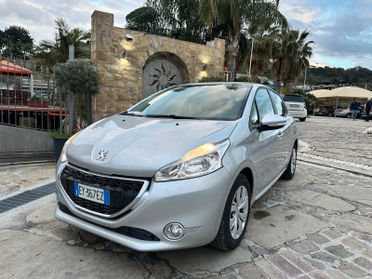 Peugeot 208 BlueHDi 100 5 porte GT Line