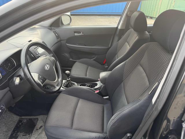 HYUNDAI i30 1.4 16V 109CV 5p.senza nessun lavoro da fare