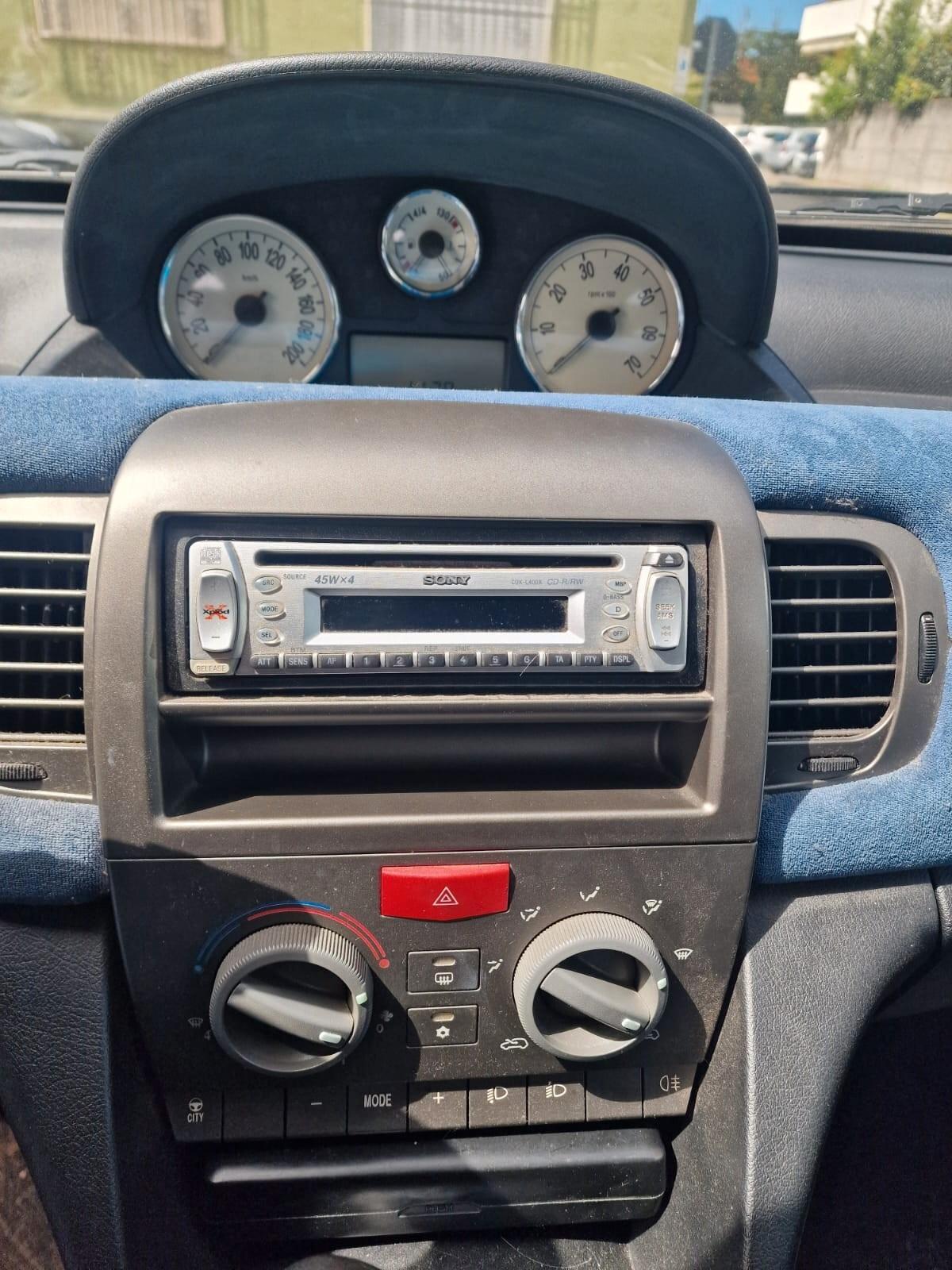 Lancia Ypsilon 1.3 Multijet ADATTA NEOPATENTATI
