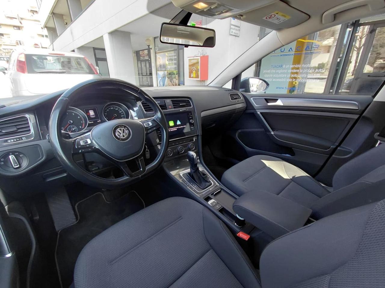 Volkswagen Golf Business 1.5 TGI BlueMotion #10224