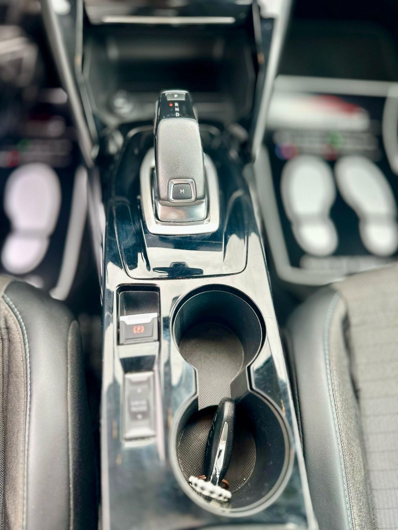 Peugeot 208 PureTech 100 Stop&Start 5 porte Allure automatica