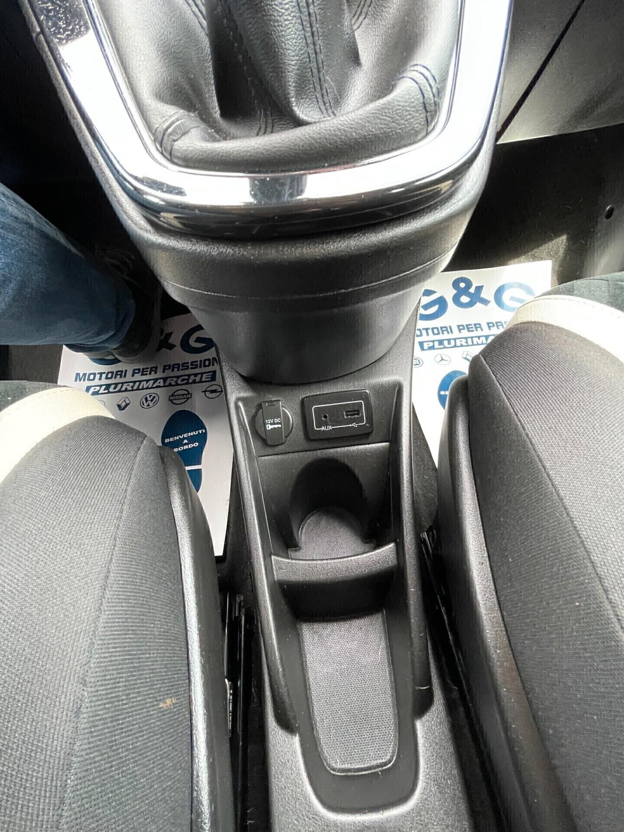 Lancia Ypsilon 1.2 69 CV 5 porte Gold