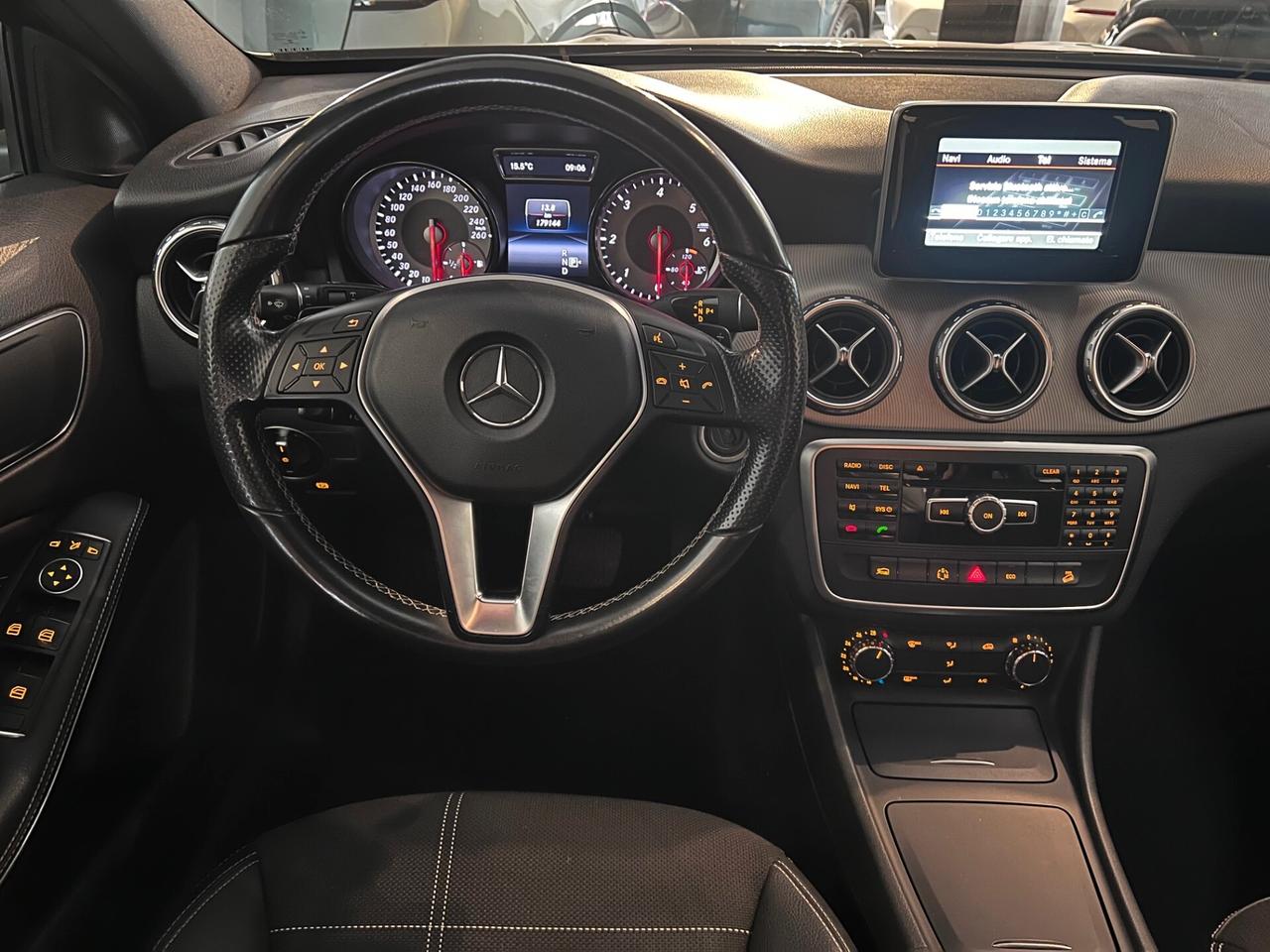 Mercedes-benz GLA 200 d (cdi) 136cv Sport 4matic AUTO PELLE/LED/CAMERA