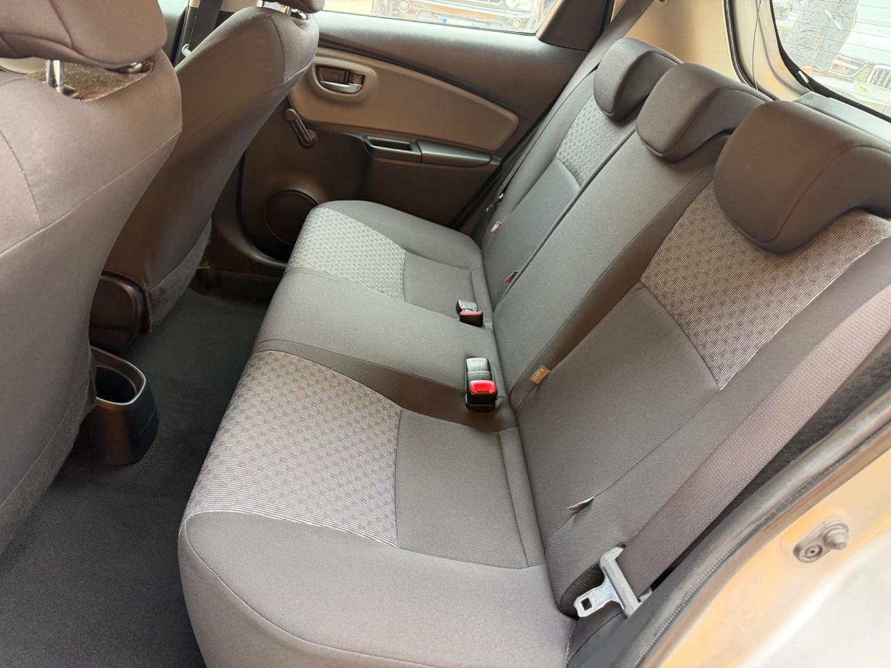 Toyota Yaris 1.0 5 porte Lounge