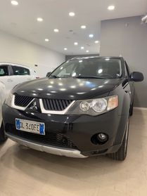 Mitsubishi Outlander 2.0 DI-D Instyle 7 p.ti DPF
