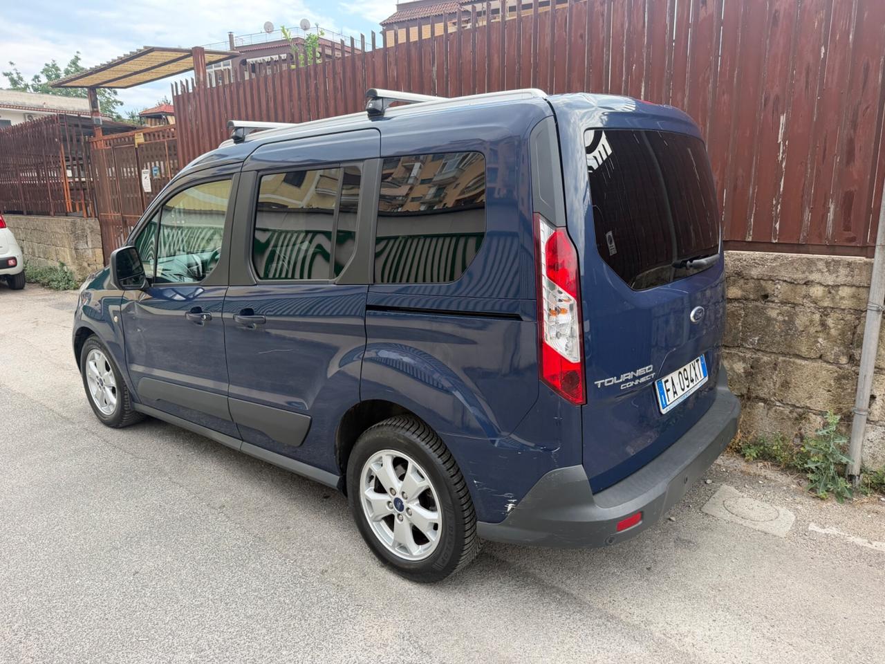 Ford Tourneo Connect 1.6 TDCi 115 CV Titanium