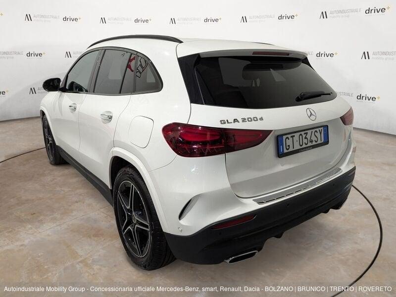 Mercedes-Benz GLA 200 D AUTOMATIC RESTYLING MY2024 AMG LINE PREMIUM
