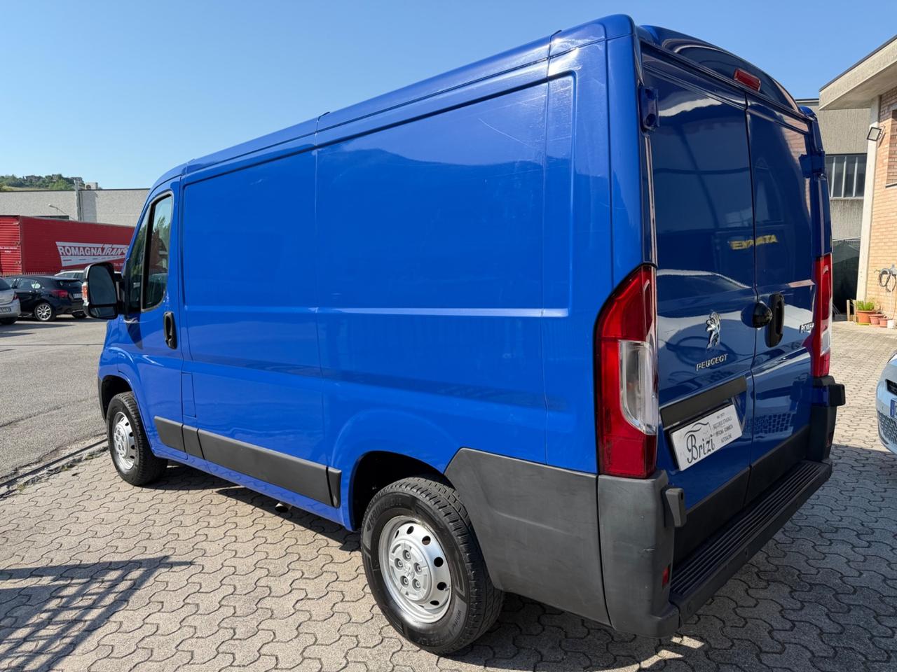 Peugeot Boxer 330 BlueHDi 140 S&S PC-TN