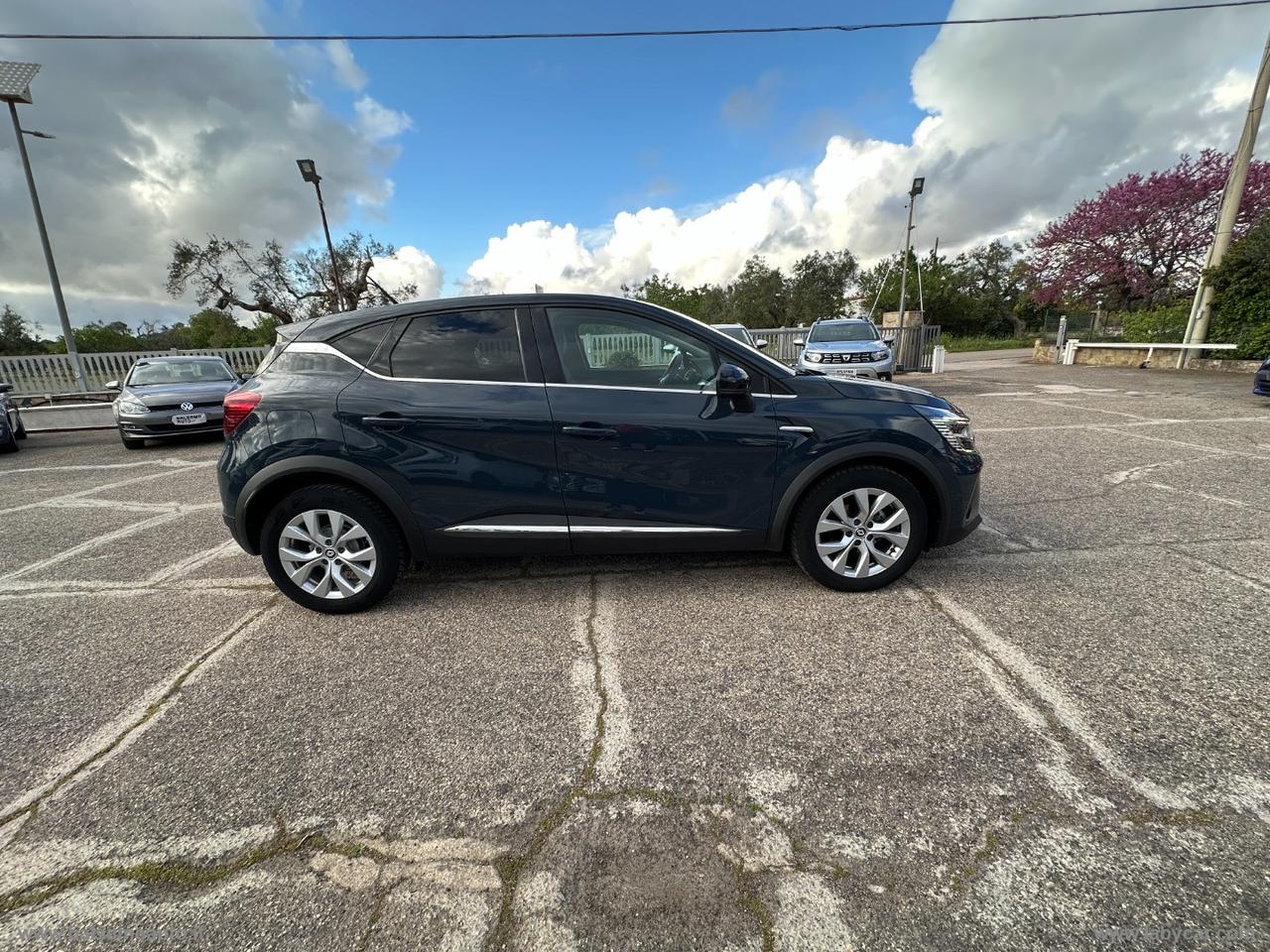 RENAULT Captur TCe 12V 90 CV Intens