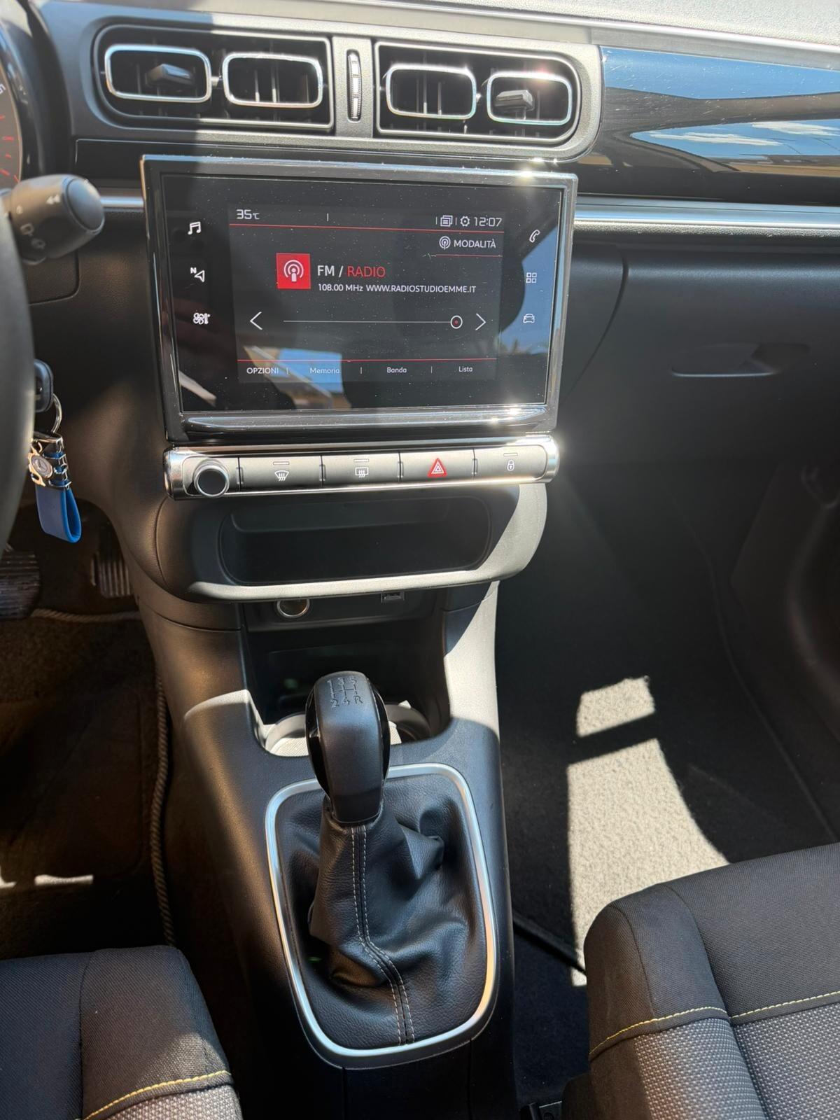Citroen C3 III 2017 1.2 puretech Shine s