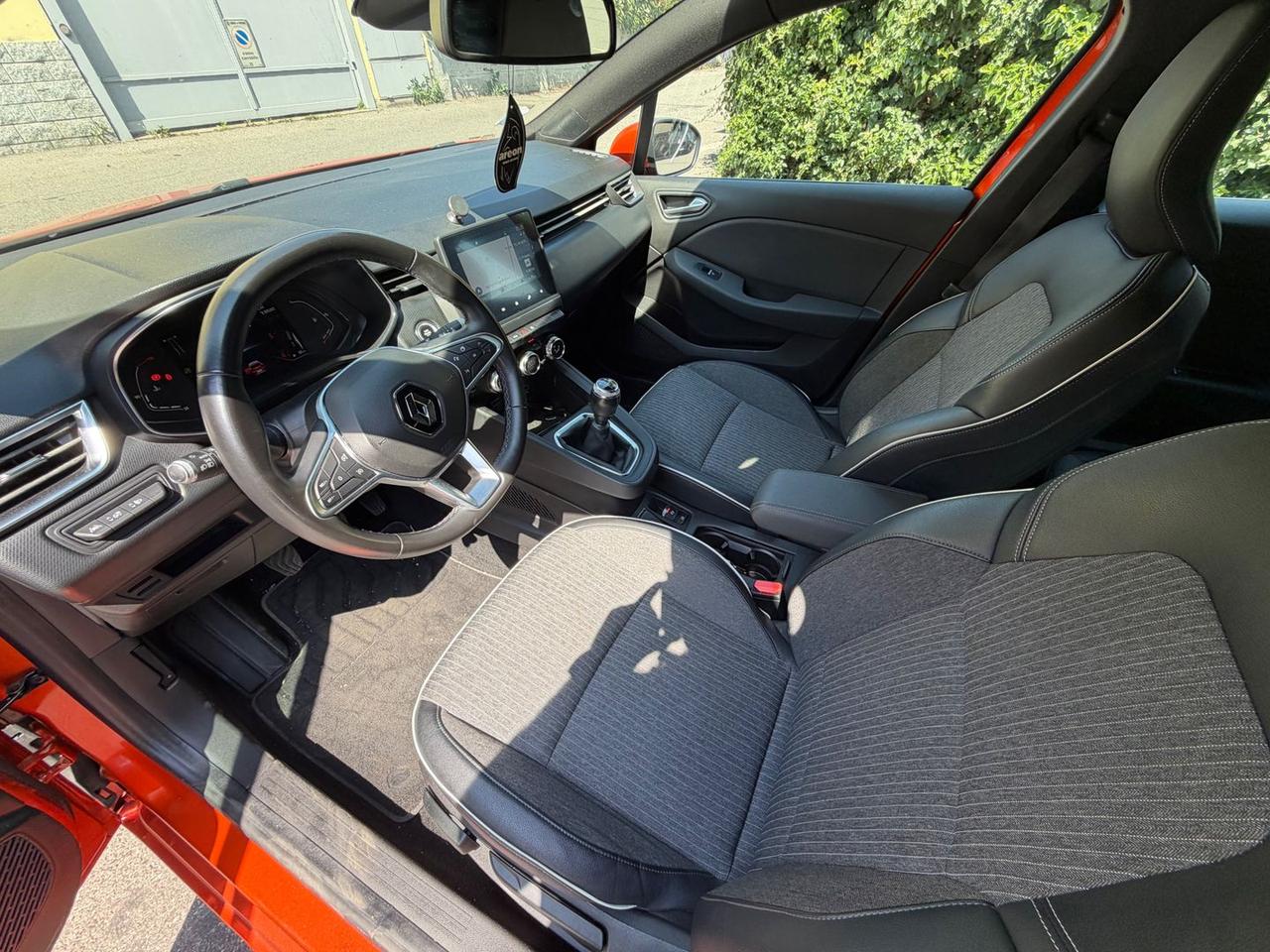 Renault Clio 1.5 Blue dCI 115 Intens #11083