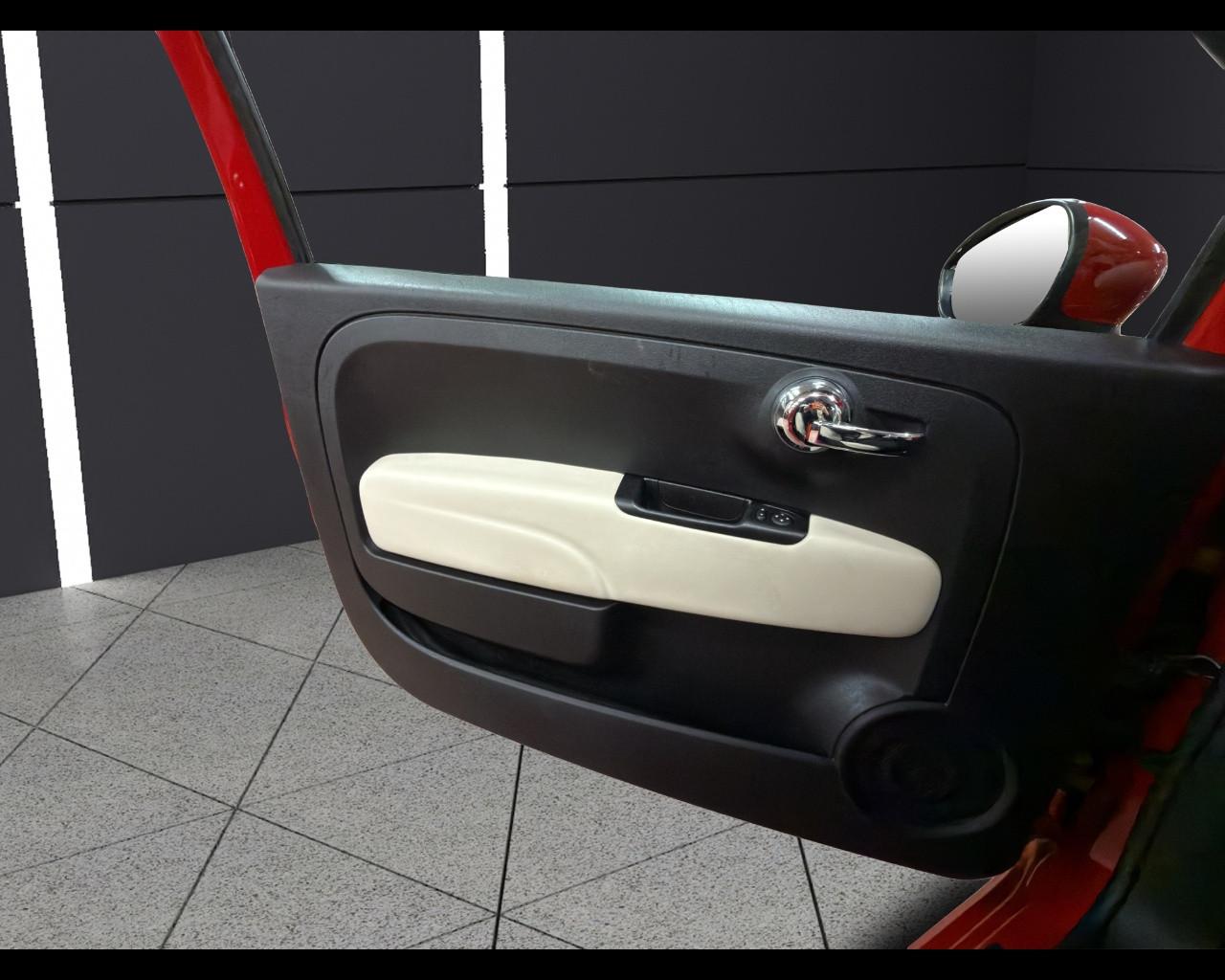 FIAT 500 (2015-2024) - 500 C 1.0 Hybrid Dolcevita