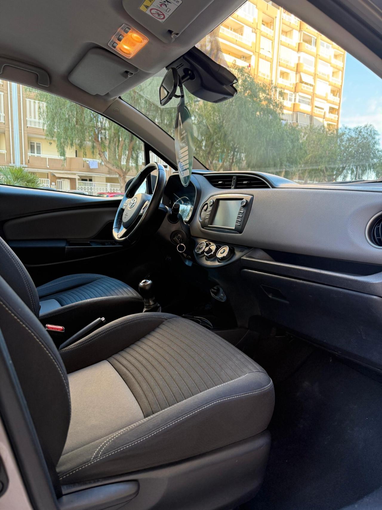 Toyota Yaris 1.0 gpl