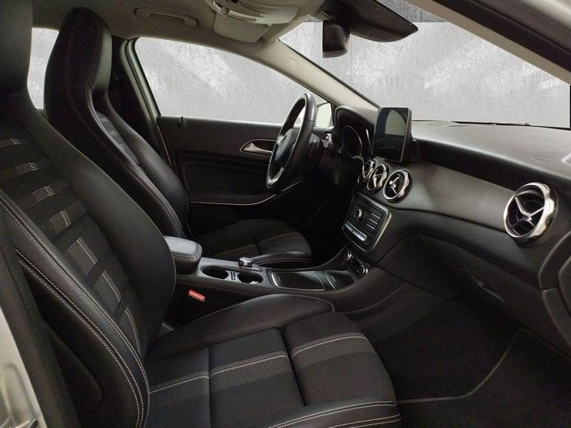 Mercedes-Benz GLA 200 d Premium 4matic auto