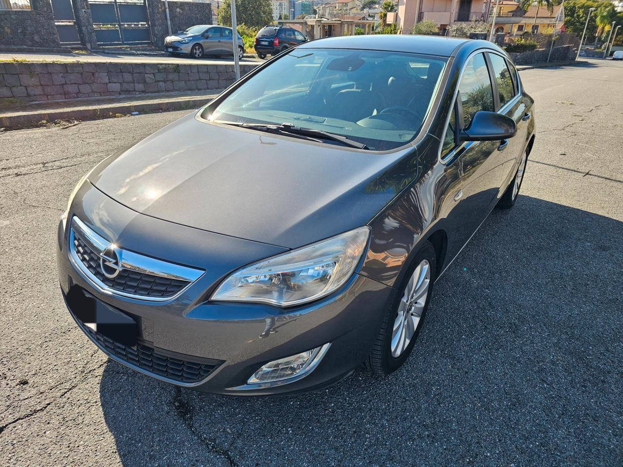 Opel Astra 1.7 CDTI 125CV 5 porte Cosmo