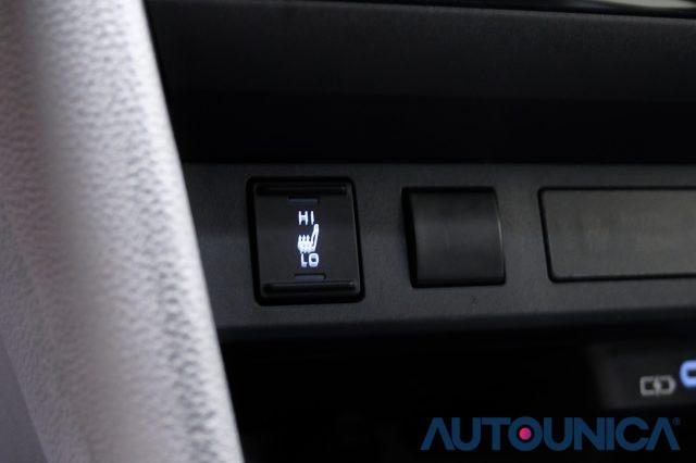 TOYOTA Yaris Cross 1.5 HYBRID 5PORTE E-CVT TREND FULL LED