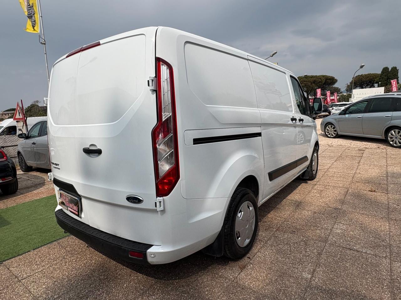 FORD TRANSIT CUSTOM 320 2.0 TDCI 130 CV ECO BLUE TREND