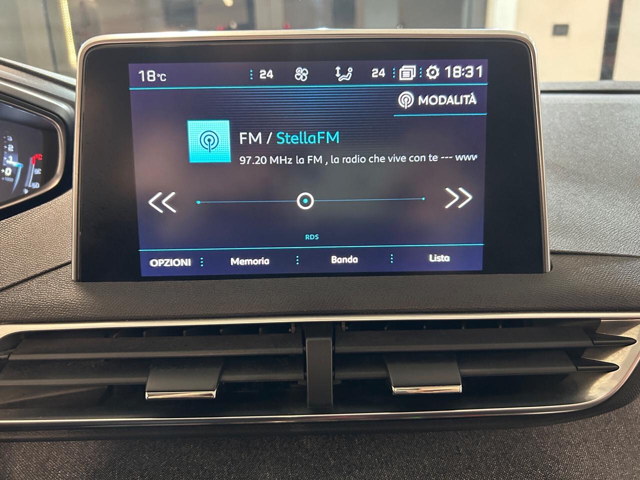 Peugeot 3008 1.6 BLUEHDI 88KW ALLURE