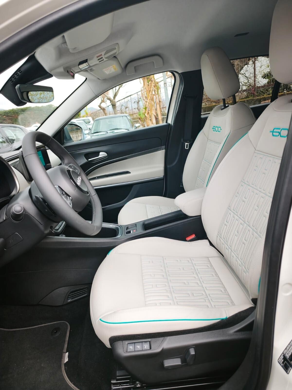 Fiat 600 Hybrid 110 CV DCT MHEV La Prima